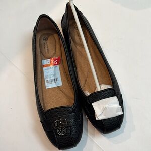 Size 5.5 Black Loafer Giani Bernini